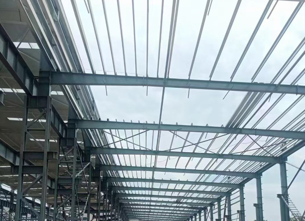 鞍山鋼結構如何才能更加的穩固？